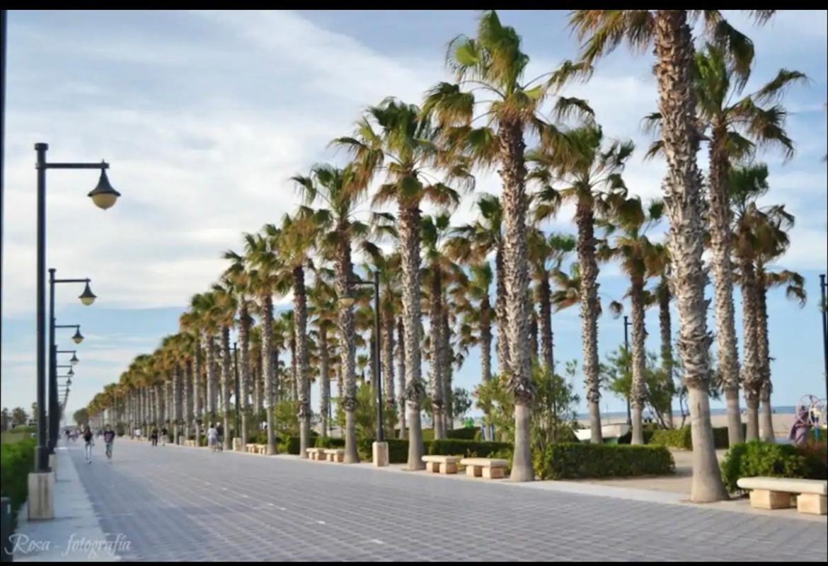 La Casita Azul De La Playa Apartment Valencia Ngoại thất bức ảnh
